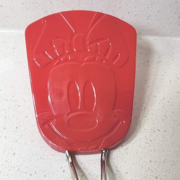 Disney Red Minnie Mouse Silicone  Spatula New - Picture 2 of 5